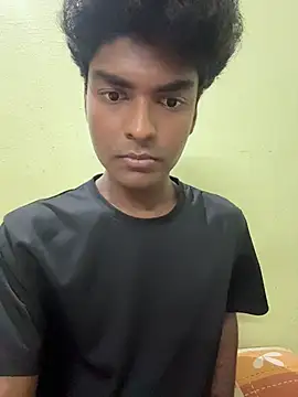 Snapshot of funcracker chatting on July 23, 2026, 5:44 pm funcracker online show from July 23, 2026, 5:44 pm