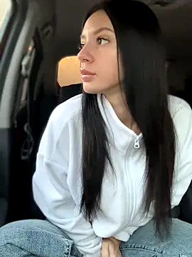 JulliaVegas online show from October 12, 2025, 1:15 am