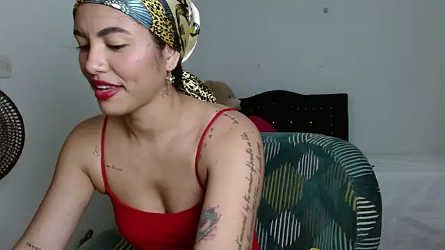 Sexy Lia  online show from December 19, 2025, 2:07 am