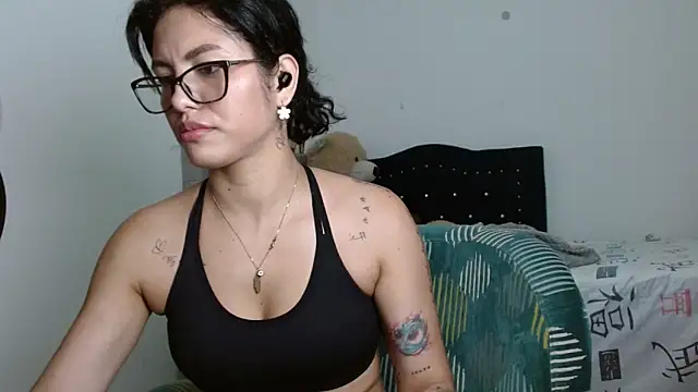 Sexy Lia  online show from January 12, 2026, 3:01 am