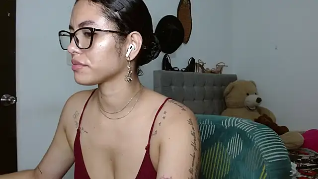 Sexy Lia  online show from June 24, 2026, 1:10 pm