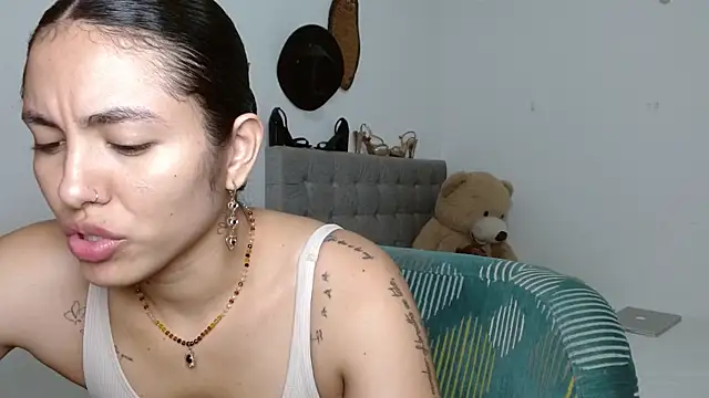 Sexy Lia  online show from July 29, 2026, 3:04 am
