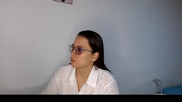 Snapshot of Paloma_Desire chatting on November 7, 2025, 1:00 pm Paloma Desire online show from November 7, 2025, 1:00 pm