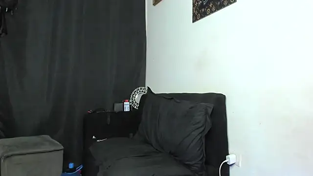 Snapshot of vincent_carusso94 chatting on July 4, 2026, 3:51 pm vincent carusso94 online show from July 4, 2026, 3:51 pm
