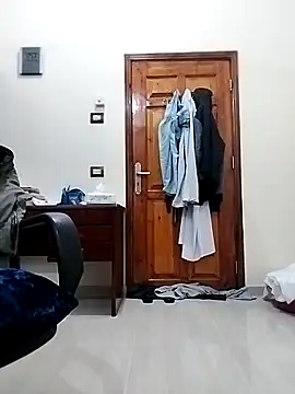 big cock2182 online show from January 14, 2026, 10:58 pm