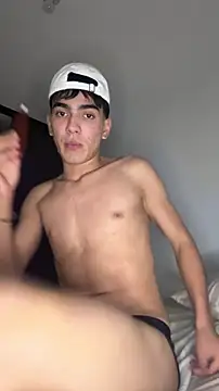 snakeeboy online show from March 12, 2026, 4:40 am