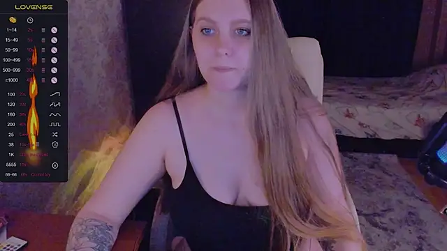 Snapshot of Alice_Dreamgirl_ chatting on December 25, 2024, 3:49 pm Alice Dreamgirl online show from December 25, 2024, 3:49 pm