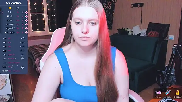 Snapshot of Alice_Dreamgirl_ chatting on November 30, 2025, 1:59 pm Alice Dreamgirl online show from November 30, 2025, 1:59 pm