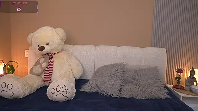 Snapshot of johanafox_ chatting on July 29, 2026, 11:58 pm johanafox online show from July 29, 2026, 11:58 pm