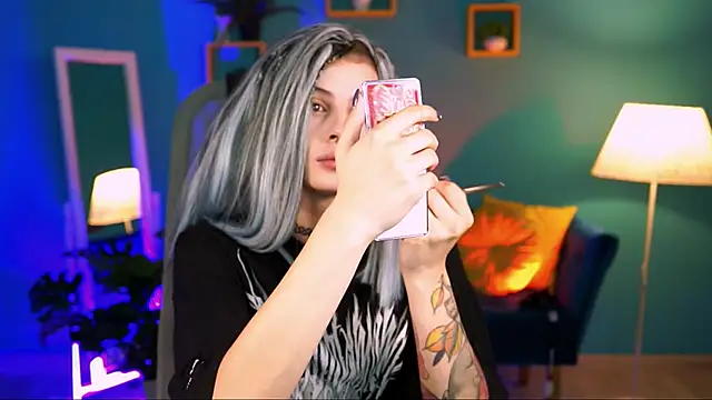 Snapshot of JadeCastle_ chatting on November 15, 2025, 3:26 am JadeCastle online show from November 15, 2025, 3:26 am