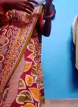 Snapshot of Hot-Manshi2 chatting on December 17, 2024, 12:54 pm Hot-Manshi2 online show from December 17, 2024, 12:54 pm