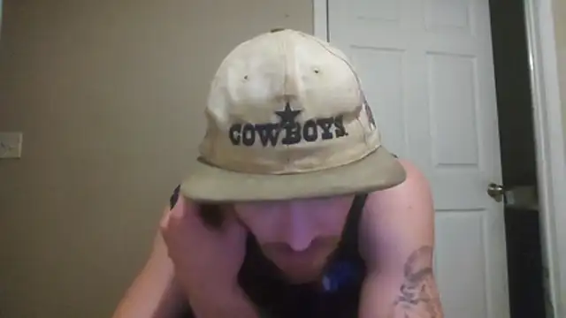 Huntzg23 online show from July 3, 2026, 5:03 am