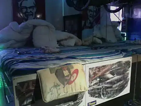 Snapshot of kinkycdslutsv chatting on March 10, 2025, 12:04 pm kinkycdslutsv online show from March 10, 2025, 12:04 pm