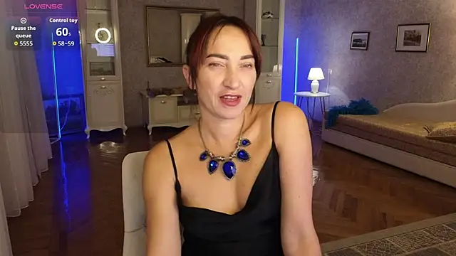 AnneHaddaway online show from September 13, 2025, 9:25 pm