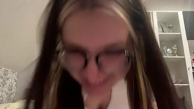 Snapshot of NikaCyberslut chatting on December 28, 2024, 8:36 pm NikaCyberslut online show from December 28, 2024, 8:36 pm