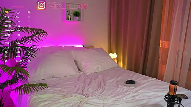 Snapshot of ViXXXiee chatting on October 22, 2025, 6:07 pm ViXXXiee online show from October 22, 2025, 6:07 pm