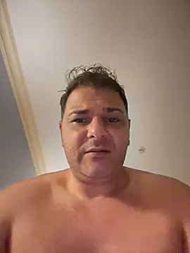 SecretlyDD online show from February 28, 2025, 9:55 pm