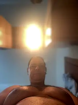 SecretlyDD online show from November 18, 2025, 8:52 am