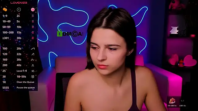 berry alma online show from November 28, 2025, 8:33 pm