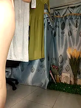 Lucy limon online show from December 4, 2025, 9:23 pm