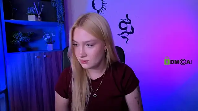 Snapshot of playful_sophie chatting on July 22, 2026, 7:16 pm playful sophie online show from July 22, 2026, 7:16 pm
