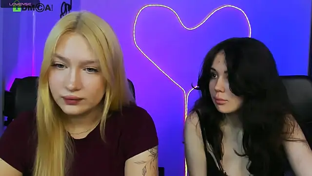 Snapshot of playful_sophie chatting on July 28, 2026, 7:15 pm playful sophie online show from July 28, 2026, 7:15 pm