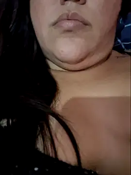 Snapshot of Paolaa_hoot chatting on March 21, 2025, 7:35 pm Paolaa hoot online show from March 21, 2025, 7:35 pm