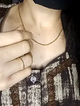 Snapshot of Telugu_Cute_Angel chatting on April 5, 2026, 3:53 pm Telugu Cute Angel online show from April 5, 2026, 3:53 pm