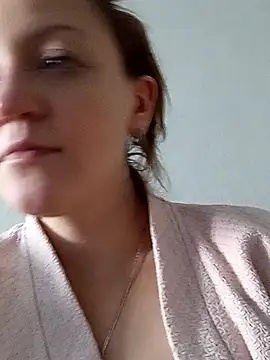 KattyLuuu online show from March 15, 2026, 1:28 pm