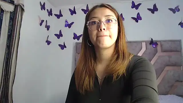 Anny Fox- online show from April 26, 2026, 3:48 am