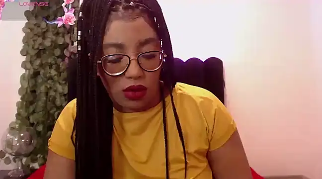 Snapshot of AmyBriiggs chatting on February 1, 2025, 4:35 am AmyBriiggs online show from February 1, 2025, 4:35 am