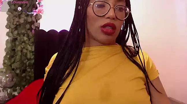 Snapshot of AmyBriiggs chatting on February 1, 2025, 7:36 am AmyBriiggs online show from February 1, 2025, 7:36 am