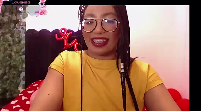 Snapshot of AmyBriiggs chatting on February 15, 2025, 11:28 am AmyBriiggs online show from February 15, 2025, 11:28 am