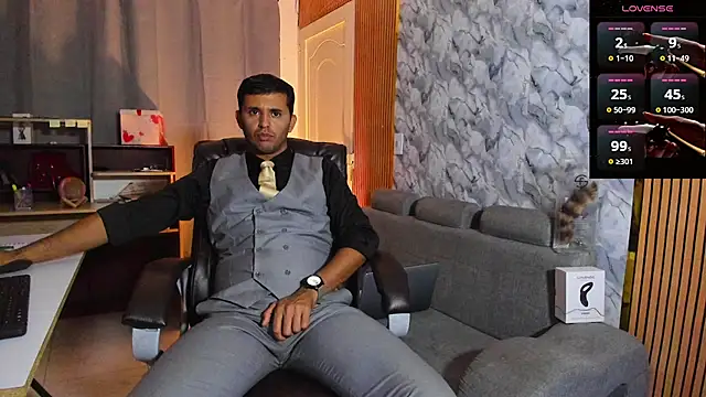 Hideintheoffice online show from February 13, 2026, 5:14 am