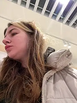 Snapshot of MayaMystic chatting on January 15, 2025, 3:07 pm MayaMystic online show from January 15, 2025, 3:07 pm