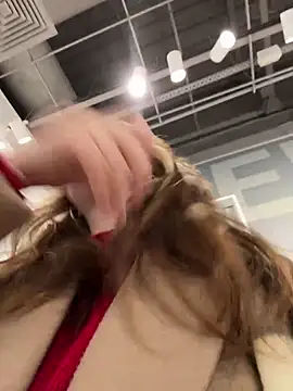 Snapshot of MayaMystic chatting on February 26, 2025, 9:10 am MayaMystic online show from February 26, 2025, 9:10 am