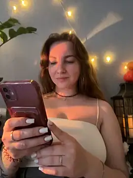 Snapshot of MayaMystic chatting on October 30, 2025, 11:33 am MayaMystic online show from October 30, 2025, 11:33 am