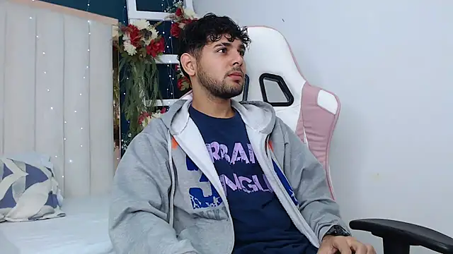 Samir bear online show from March 17, 2025, 12:25 pm