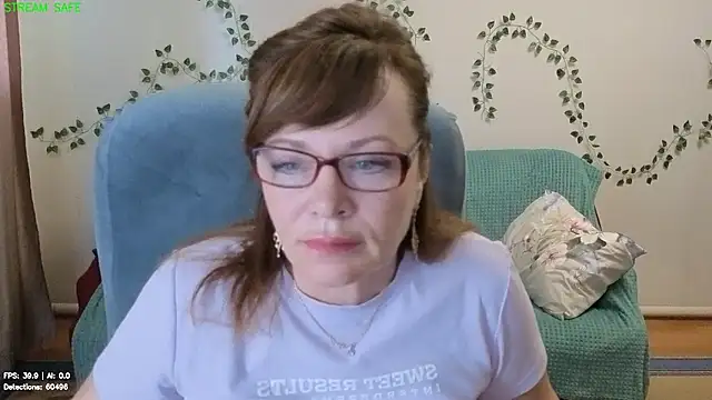 Miss Moren online show from July 27, 2026, 5:14 am