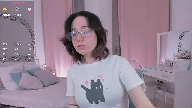 Snapshot of lilithlunna chatting on February 27, 2025, 1:16 am lilithlunna online show from February 27, 2025, 1:16 am