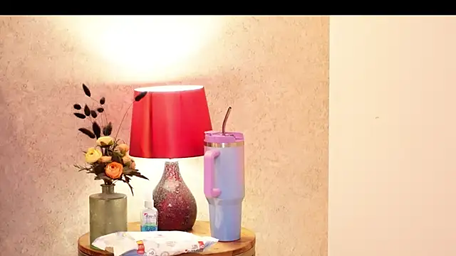 MilenaLyn online show from February 9, 2025, 3:23 pm