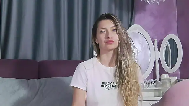 JustEmma online show from February 5, 2025, 5:20 pm