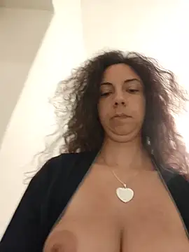 naughty69curls online show from June 8, 2026, 8:31 pm