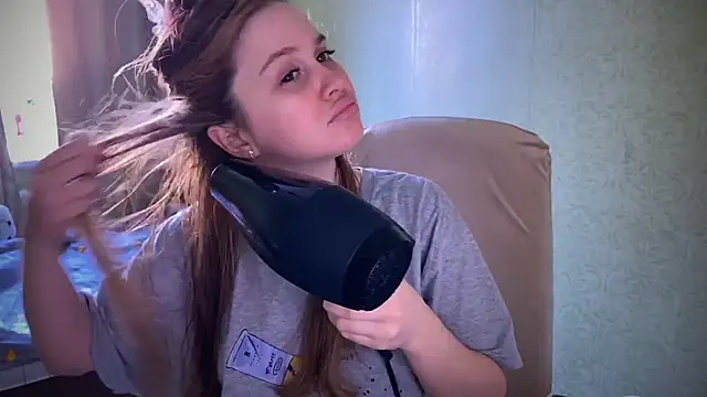 Snapshot of IlonaMurf chatting on February 21, 2025, 8:40 am IlonaMurf online show from February 21, 2025, 8:40 am