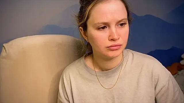 Snapshot of IlonaMurf chatting on September 11, 2025, 10:04 am IlonaMurf online show from September 11, 2025, 10:04 am