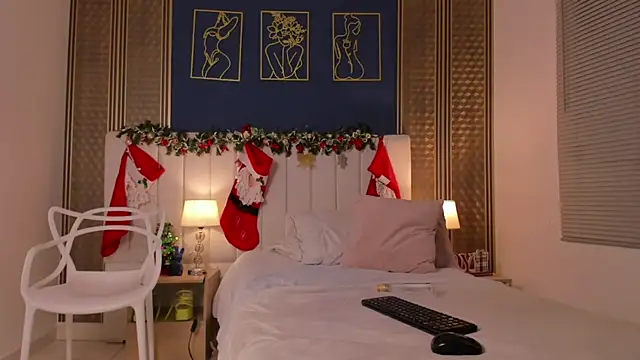  dakota a online show from December 30, 2024, 11:06 pm