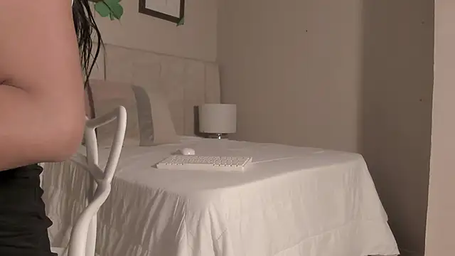  dakota a online show from March 15, 2026, 3:07 pm