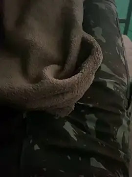 Snapshot of rickzinnxz chatting on December 30, 2024, 8:25 pm rickzinnxz online show from December 30, 2024, 8:25 pm