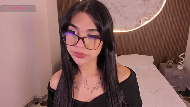 RoseCassie online show from January 17, 2026, 12:43 pm