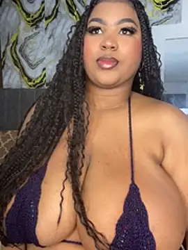 Snapshot of AinaraJimenez chatting on July 27, 2026, 9:33 pm AinaraJimenez online show from July 27, 2026, 9:33 pm